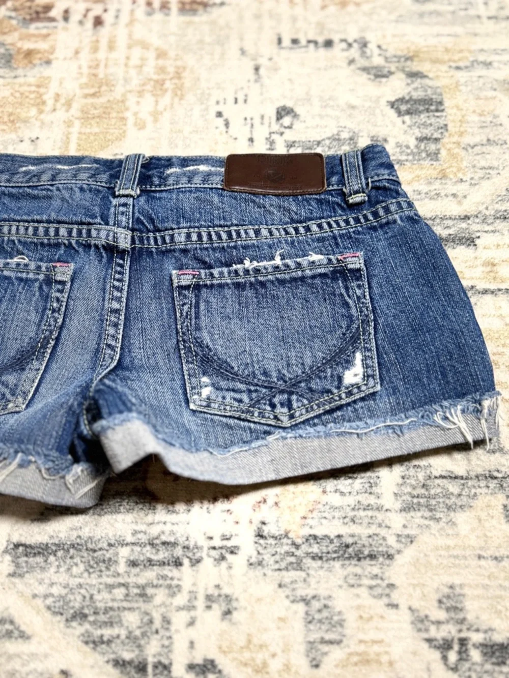 Pink VS Rolled Cuff Denim Shorts - Picture 4 of 5